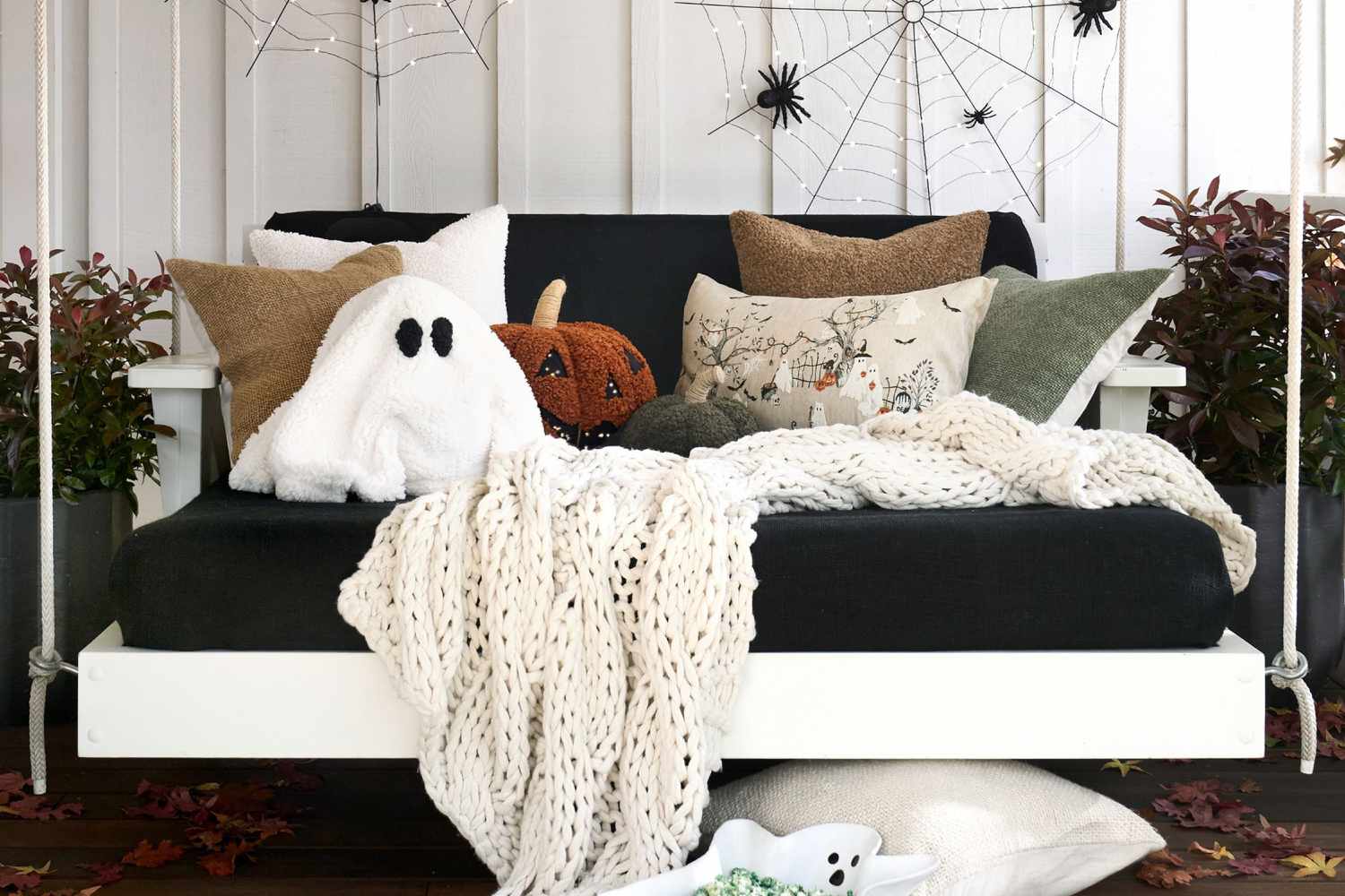 Pottery Barn’s Gus the Ghost and Completely different Cute Halloween Pillows Are Once more